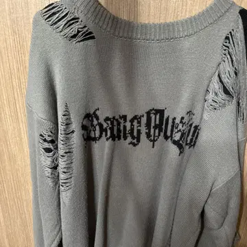 Gang Pusio 데미지 가공 스웨터 그레이