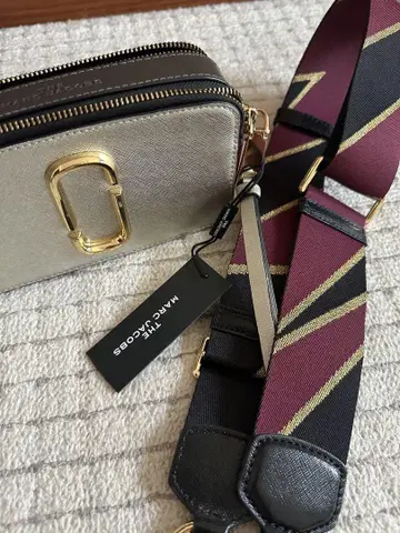 새상품급 MARC JACOBS 숄더백