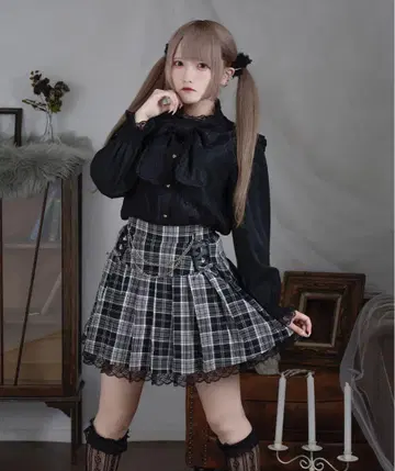 팔 엘피 Pal elfy 2연 체인 플리츠 스커트 체크