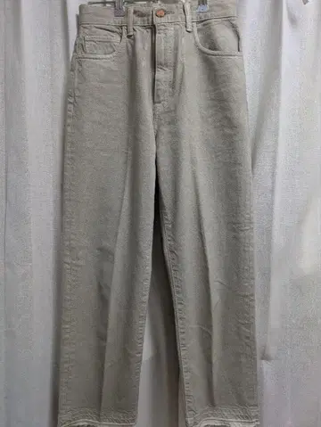 AUTHEN 라이트 그레이 데님 Spick and Span