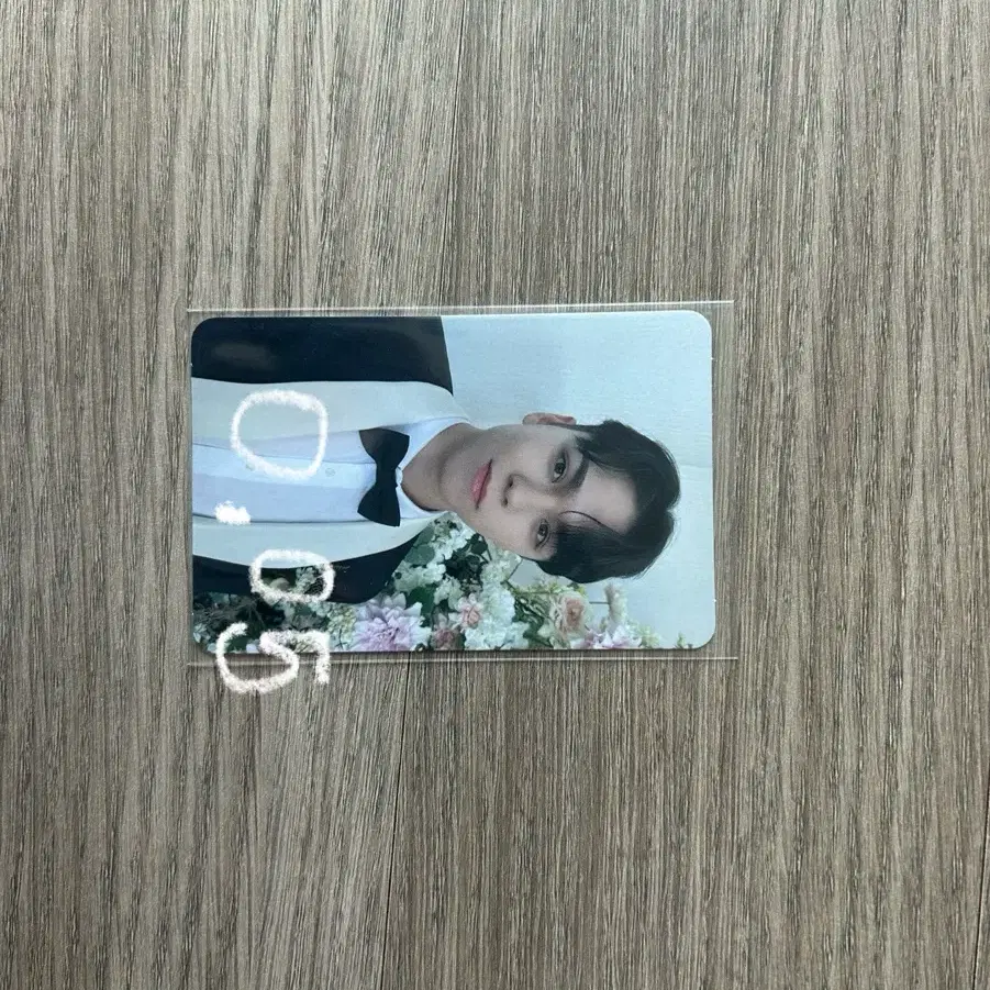 Seventeen Vernon Choi Han-sol poca