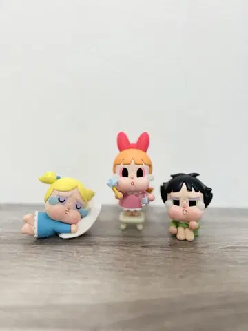 POPMARTCRYBABY x 파워퍼프걸스 피규어