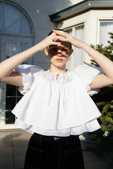 THETOE Porto Puff Blouse White