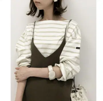 르 미노르/이에나 빅 보더 풀오버