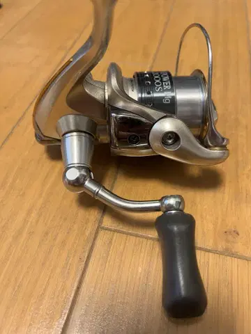 06 트윈파워 Mg C2000S 시마노 SHIMANO TWINPOWER