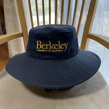 Berkeley uc 47brand 버킷햇.