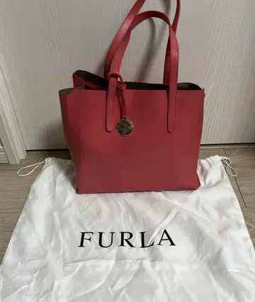 FURLA 샐리 M 사이즈