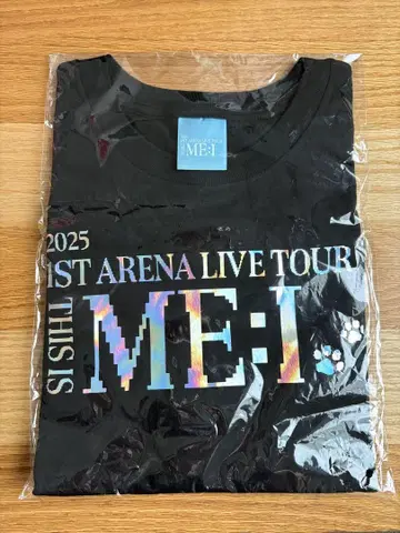 ME:I 크롭T셔츠