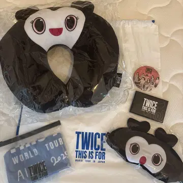 TWICE WORLD TOUR IN JAPAN 업그레이드 혜택