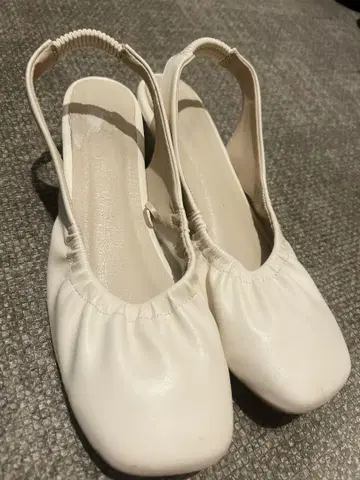 스퀘어 신발 samansa mos2