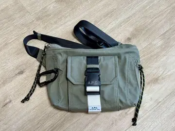 [A.P.C] Trek Belt Bag (크로스바디백)