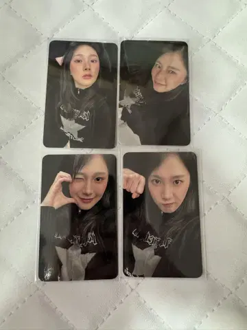 EVERGLOW 미아 트레이딩 카드