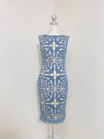 TADASHI SHOJI 타이트 드레스 자수 6 사이즈