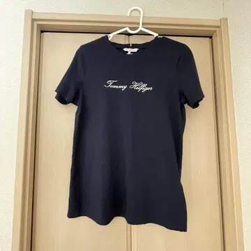 타미힐피거 네이비 반팔 티셔츠
