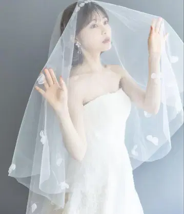 웨딩 베일 화이트 꽃잎 자수 빗 포함