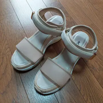 +diana 스포츠 샌들