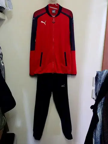 [ 셋업 ] PUMA 저리 상하의 트레이닝 의류