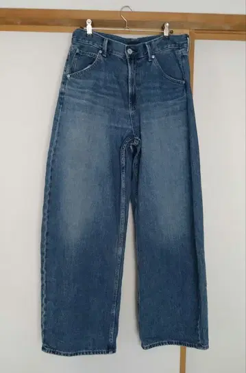 UNIQLO 배기 커브 청바지 27