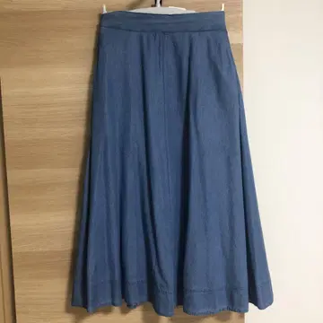 파랑 플레어 스커트 뒷면 지퍼