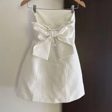 화이트 리본 포함 플레어 드레스 ZARA 사전 촬영 웨딩