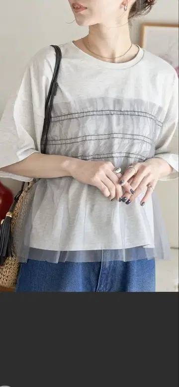 프릭스스토어 튤 프릴 도킹 반팔 T셔츠