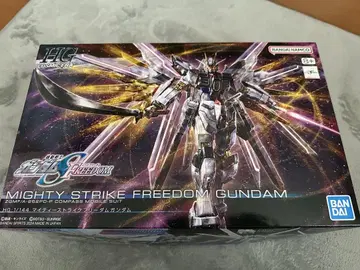 [ 미조립 ] HG 1/144 마이티 스트라이크 프리덤 건담