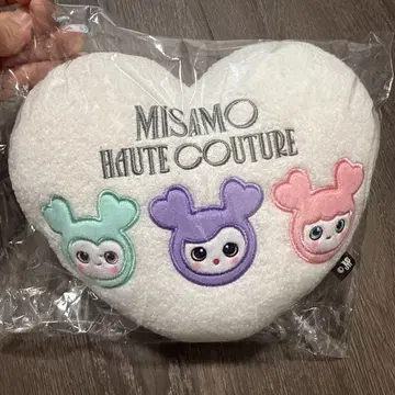 MISAMO 하트형 봉제 인형