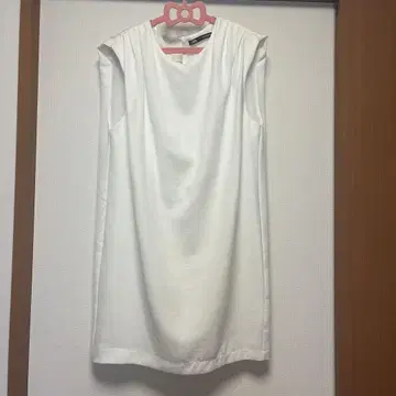 미사용 [ ZARA ] 슬리브리스 미니 원피스