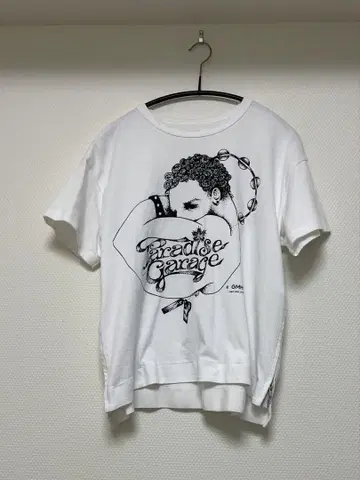 sacai 파라다이스 차고 T셔츠