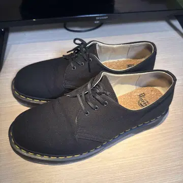 [ 새상품급 ] Dr. MARTENS 1461 AW006 KV02X