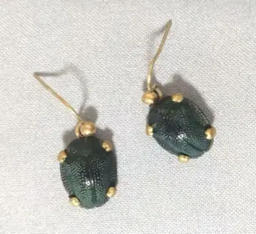 곤충 매니아 필견!! 영국 앤티크 정품 곤충 스카라베 귀걸이