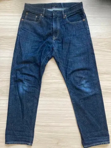 다크 네이비 적귀 유니클로 레귤러 스트레이트 데님 W32