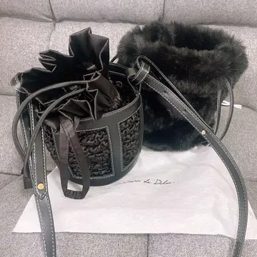 메종 드 돌체 mofubag 퍼 백 블랙