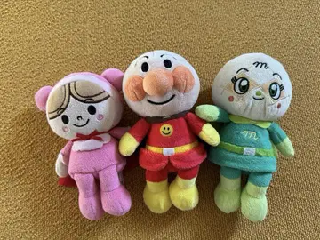 호빵맨 봉제 인형 3개 세트 멜론빵나 아카짱맨