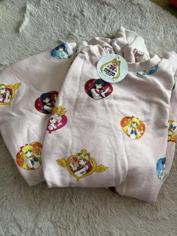 푸뉴즈 세일러문 맨투맨 상하의 세트