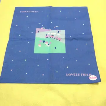 영 코쿠요 러블리 필드 손수건