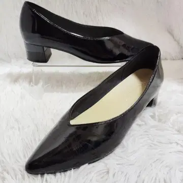 컨디션 최상! 르탈론 LE TALON 블랙 에나멜 24.5cm 스틸레토
