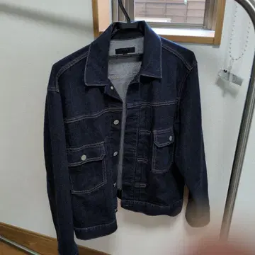 유니클로 다크 블루 데님 자켓 M 사이즈