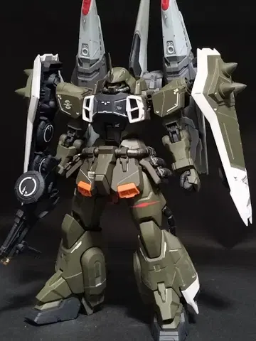 MG 블레이즈 자쿠 팬텀