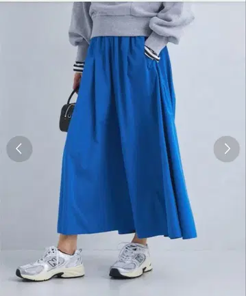 그린 라벨 볼륨 개더 스커트 블루