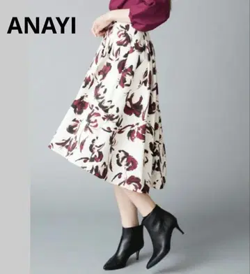 새상품 [ ANAYI 아나이 ] 서클 로즈 프린트 턱 테일 스커트