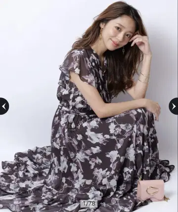 [ JUSGLITTY ] 새상품 사이즈M 아이비 프린트 원피스