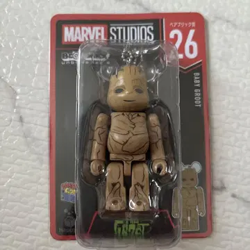 베어브릭 26 Baby Groot