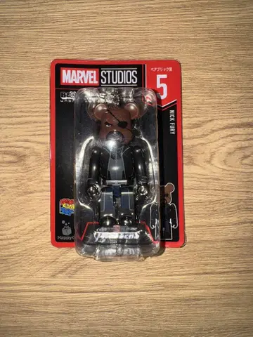 베어브릭 MARVEL STUDIOS 닉 퓨리 5