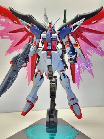 HG 디스티니 건담 Spec II (최종 결전 이미지 컬러)