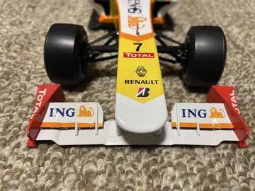 F1 ING 르노 R29 1/18