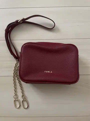 FURLA 훌라 체인 숄더백 와인 레드