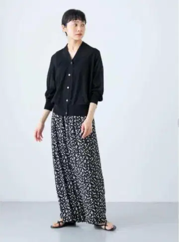 [새상품급] 카구레 스몰 플라워 프린트 이지 팬츠