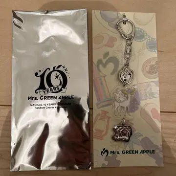Mrs. GREEN APPLE 10주년 기념 랜덤 참 키링
