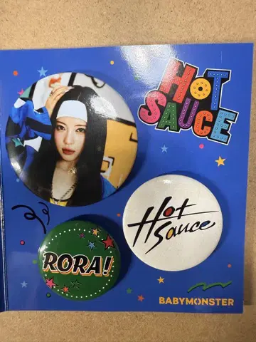 HOT SAUCE RANDOM PIN BUTTON SET